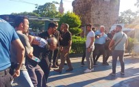 Antalya'da Izinsiz 'Kayyum' Açiklamasinda Arbede