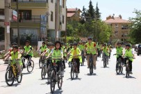 Konya Büyüksehir 'Güvenli Okul Yollari' Projesiyle Türkiye'ye Örnek Oluyor