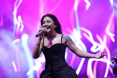 Likya Kas Kültür Ve Sanat Festivali'nde Melek Mosso Rüzgari Esti