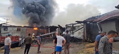 Tokat'ta Korkutan Yangin