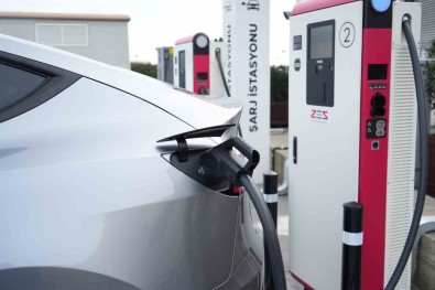 Son 2 Yilda Elektrikli Otomobil Sayisi 7 Kat Artti
