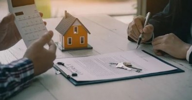 Evli çifte ev sahibi zorbalığı... Evden çıkarmak için taciz ettiler