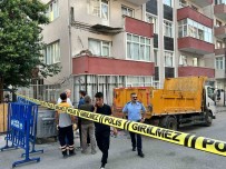 Kartal'da 5 Katli Binanin Balkonu Çöktü Açiklamasi Bina Bosaltildi