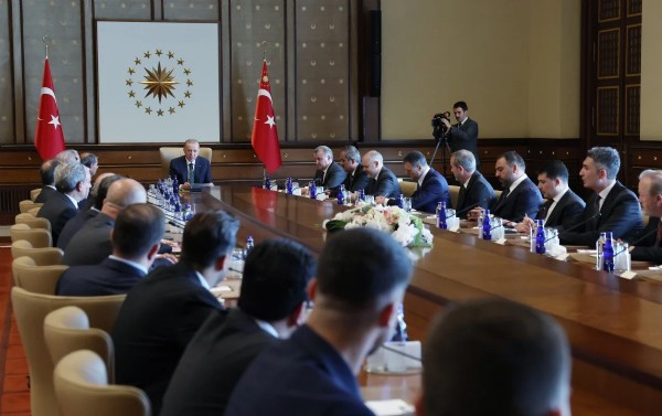 Şampiyon takımı kabul! Cumhurbaşkanı Erdoğan, Galatasaray'ı ağırladı