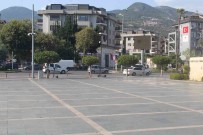 Alanya'da Sicaklik Araç Termometresinde 50 Dereceye Ulasti