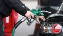 Araç sahiplerini sevindiren haber! Benzine ve motorine indirim geliyor