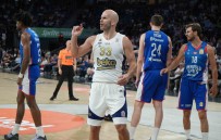 Fenerbahçe, Final Serisi Ilk Maçinda A. Efes'i 85-74 Maglup Etti