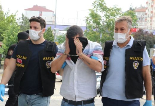 Eskişehir merkezli 4 ilde fuhuş operasyonu: 22 milyon 882 bin TL'ye el koyuldu