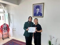 Bursluluk Sinavinda Türkiye Birincisi Sindirgi'dan