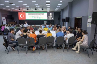 Mersin'de 'Tarim Ve Sokak Hayvanlari Çalistayi' Düzenlendi