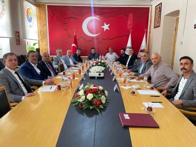 Gazi Kars Platformu 'Kars' Için Toplandi