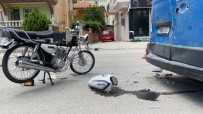 Karaman'da 2 Araca Çarpan Motosiklet Sürücüsü Agir Yaralandi Haberi