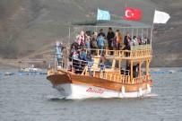 1700 Rakimda Kesfedilmeyi Bekleyen Doga Harikasi Göl