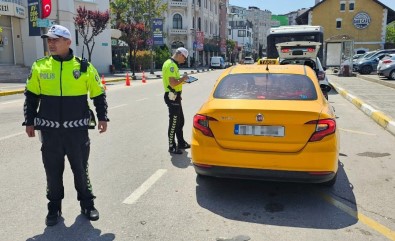 Bandirma'da Trafik Denetimlerinde 59 Sürücünün Ehliyetine El Konuldu