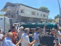 Izmir'deki Patlamada Hayatini Kaybeden Kardeslere Aci Veda