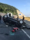 Bariyere Çarpan Otomobil Takla Atti Açiklamasi 5 Yarali
