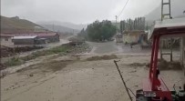 Erzurum'un Horasan Ilçesinde Siddetli Saganak Sonrasi Sel Felaketi Haberi