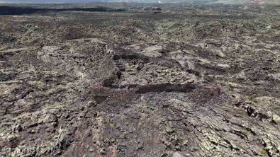 Sönmüs Lavlarin Arasindaki Kale, Gizemini Koruyor