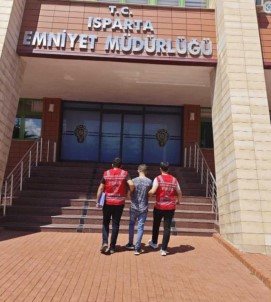 Isparta'da Kesinlesmis Hapis Cezasi Bulunan 2 Firari Yakalandi