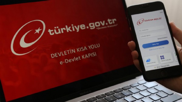 E-Devlet ve banka hesaplarınız tehlikede: 10 milyar parola çalındı!