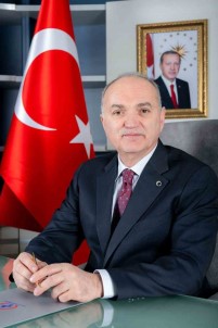 Baskan Özlü '15 Temmuz, Iradesine Sahip Çikan Milletin Zaferi'