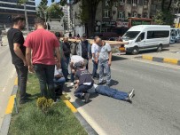 Motosikletin Çarptigi Yaya Yaralandi