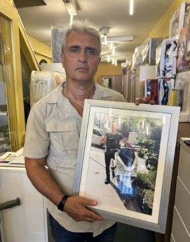İBB’den 15 Temmuz şehidi Batuhan Ergin'in babasına Türk bayrağı ayıbı: Görevimiz değil!