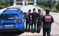 Aranan FETÖ Üyesi Jandarmanin Operasyonuyla Yakalandi Haberi