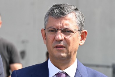 Şehit yakınından Özgür Özel'e sert tepki! 'Hakaret edemezsin!'