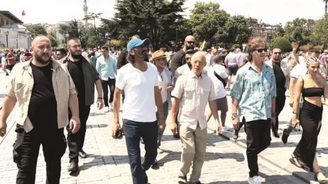 Hollywood, İstanbul'da