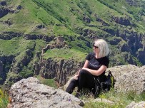 Ardahan'daki Tarihi Seytan Kalesi'ne Turist Akini