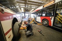 ESHOT Atölyeleri Fabrika Gibi Çalisiyor