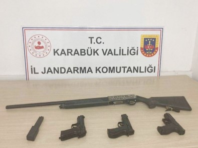 Jandarmadan Dügünde Ates Açanlara Ceza
