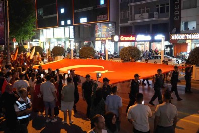 Nigde'de 15 Temmuz Fener Alayi