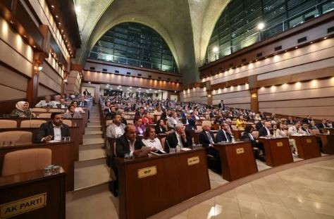 CHP'li İstanbul Büyükşehir Belediyesi'nin 10 ilçedeki taşınmazlarıyla ilgili karar: Tek tek satışa çıkardı!