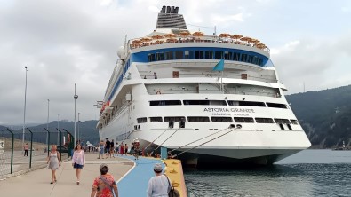 Rus Turistlerin Amasra'ya Ilgisi Sürüyor