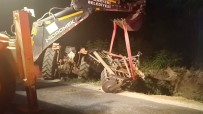 Bilecik'te Devrilen Traktörün Altinda Kalan Sürücü Hayatini Kaybetti Haberi