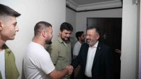 Rektör Kirisik Ögrencilerini Evlerinde Ziyaret Etti Haberi