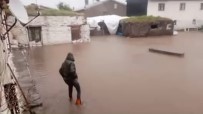 Kars'ta Iki Köyde Sel Haberi