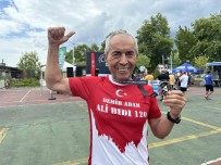 'Demir Adam' Lakapli 75 Yasindaki Ali Bidi, Triatlon Türkiye Kupasi'nda Ikinci Oldu