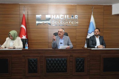 Hacilar Belediye Meclisi'nden Itidal Çagrisi