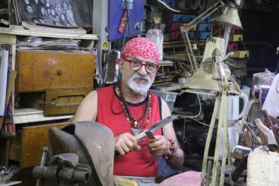 Biçak Ustasindan Çarpici Uyari, Yanlis Bileme Kansere Yol Açabilir