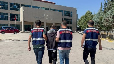 Terör Operasyonunda Yakalanan Zanli Tutuklandi