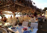 Tatil beldelerinde masalar boş kaldı: Restoranlar indirim başlattı