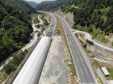 Bolu Dagi Tüneli Istanbul Istikameti 50 Gün Trafige Kapaniyor