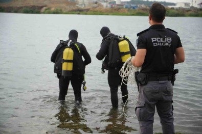 Meriç Nehri'nde Bogulan Iki Gencin Cansiz Bedenine Ulasildi