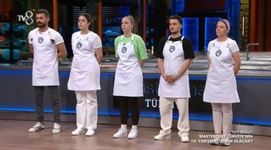 MasterChef'te ilk kaos! Yarışmacılar tartıştı; önlüğü başka bir isim aldı...