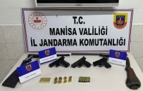 Ruhsatsiz Tabanca Ve Tüfeklerle Yakalandi