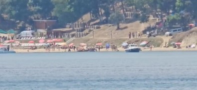 Sinop'ta Tekne Alabora Oldu, 6 Kisi Kurtarildi