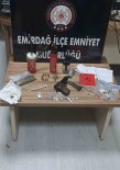 Uyusturucu Operasyonunda Yakalanan 18 Kisiden Ikisi Tutuklandi